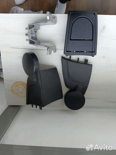 Подлокотник для volkswagen polo