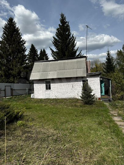 Дача 100 м² на участке 8 сот.