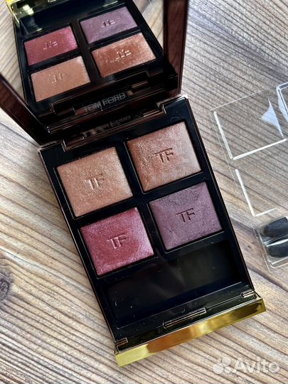 Тени для век Tom Ford