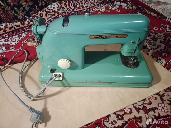 Швейная машина Тула модель 1 но без челнока