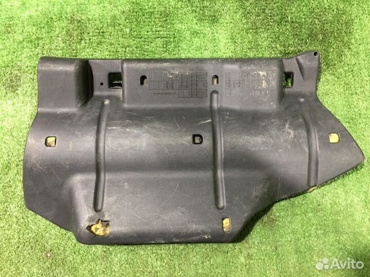 Крышка блока предохранителей Mazda Mazda3 BK LF-VE