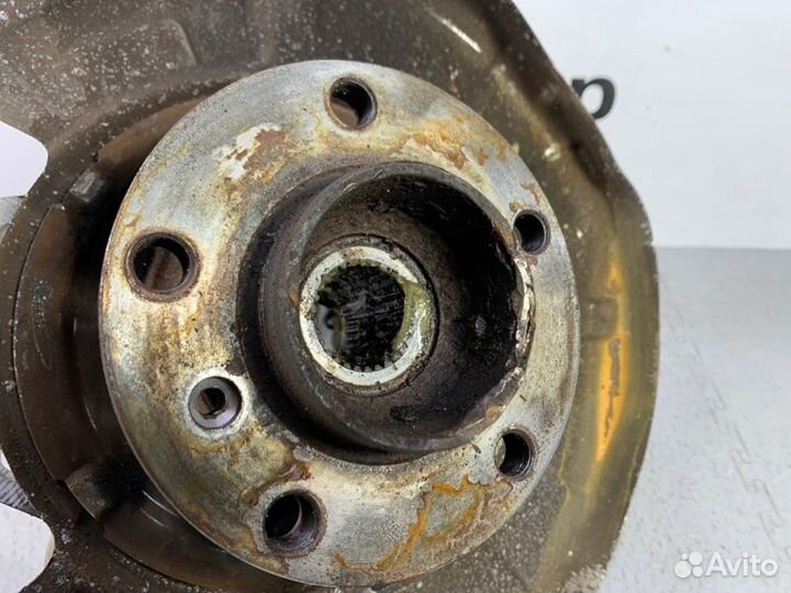 Кулак ступица в сборе задний правый Bmw X5 E70