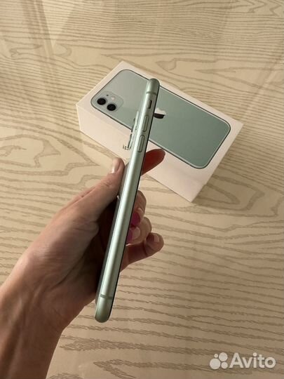 iPhone 11, 64 ГБ