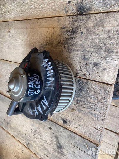 Моторчик печки Geely Otaka