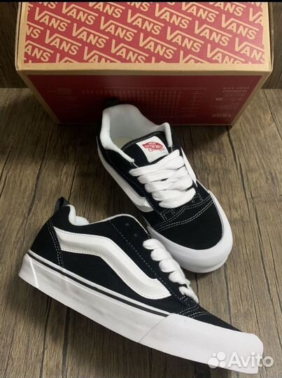 Vans knu skool