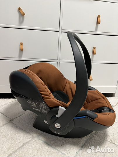 Коляска mima xari 3 в 1