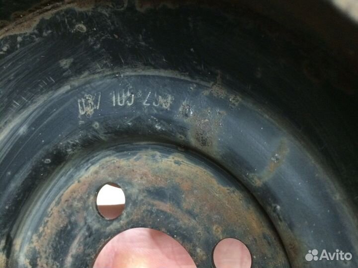Шкив коленвала Volkswagen B3 037105255A