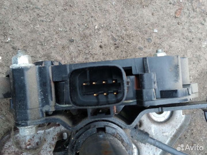 Педаль тормоза Nissan Murano Z50