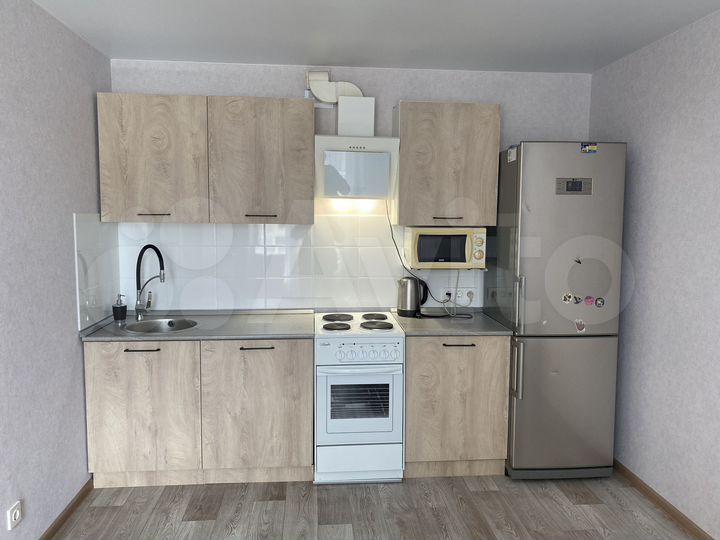 3-к. квартира, 61 м², 8/10 эт.