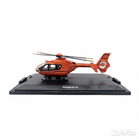 Модель Schuco 452474800 Eurocopter EC 135 1:87