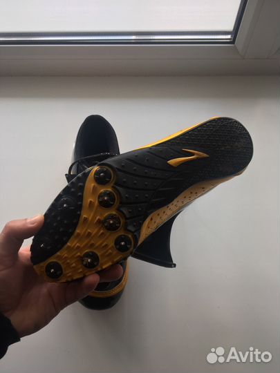 Шиповки для спринта