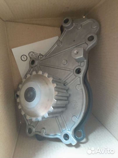 Водяной насос/помпа новая