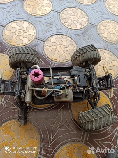 Машина на радиоуправлении с двс