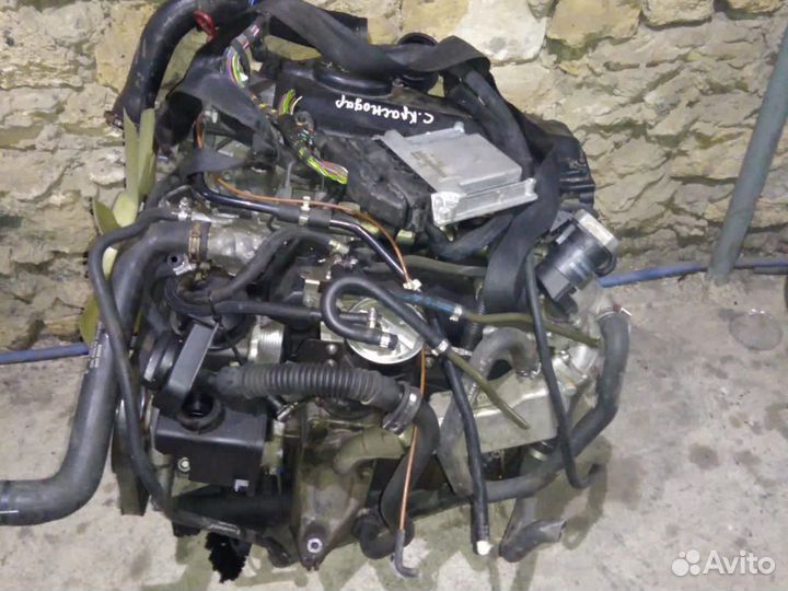 Двигатель на мерседес Вито дизель 2.4