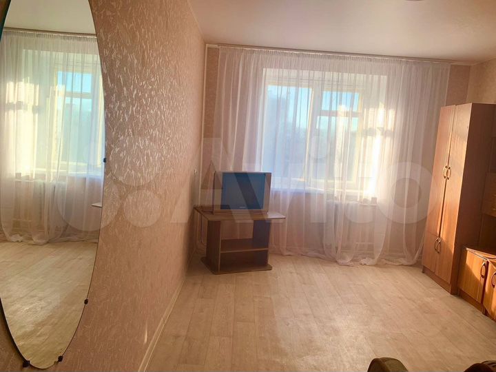 Комната 14 м² в 4-к., 8/9 эт.