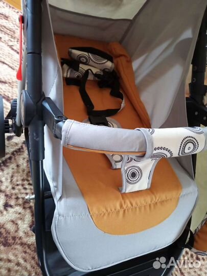 Прогулочная коляска