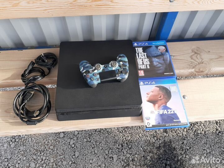 Sony playstation 4 PS4 slim