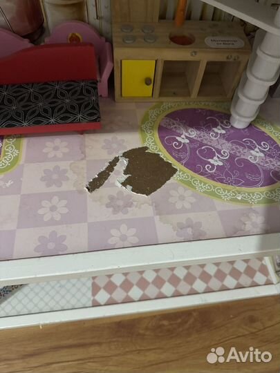 Большой кукольный домик