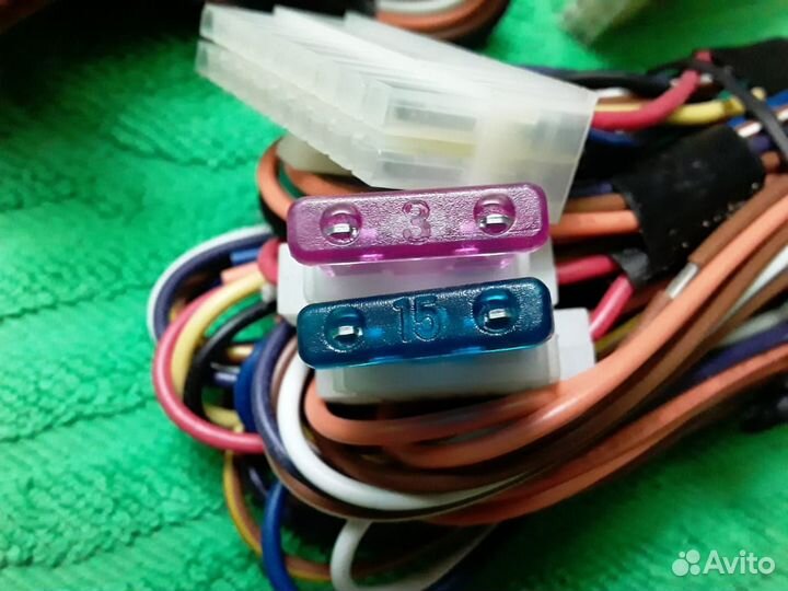 Провода(жгут) с предохранителями и разьемом