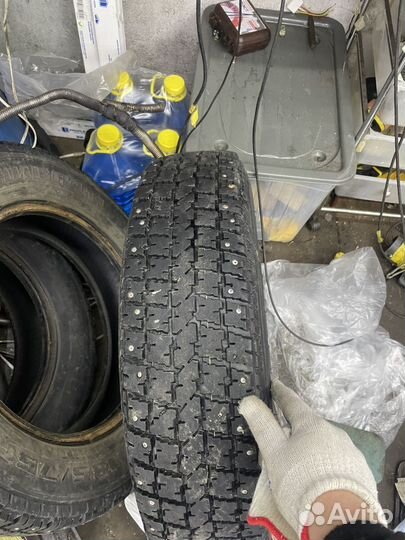 Acustica Challenger 185/75 R16