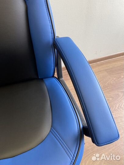 Офисное кресло. Доставка до двери