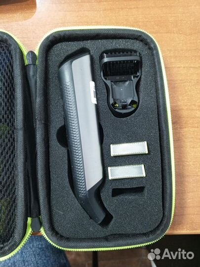 Philips OneBlade Pro QP6550/15 с сзу