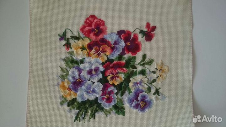 Вышивка Анютины глазки