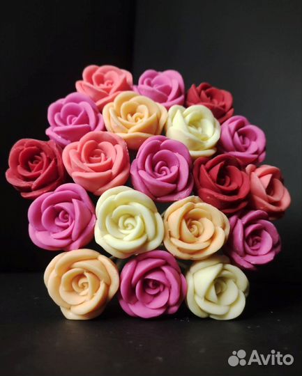 Розы из Белого Шоколада - 19 шт в Букете