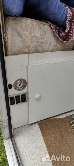 Прицеп дача дом на колесах