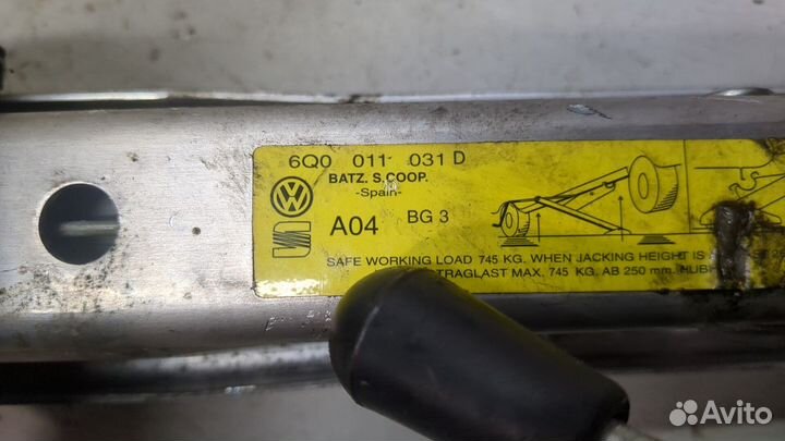 Домкрат Volkswagen Polo, 2007