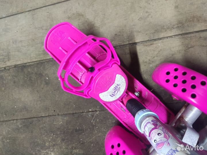 Снегокат с колёсами и ручкой