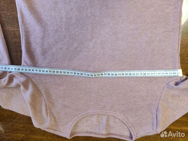 Джемпер женский 46 размер новый