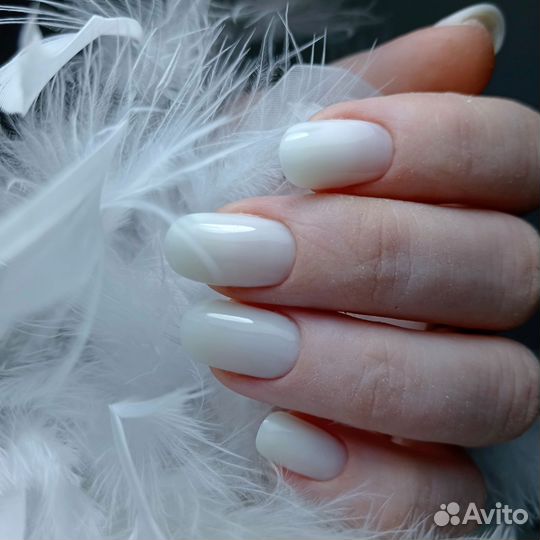 Маникюр, наращивание ногтей