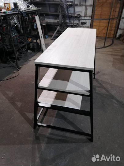 Стол для вязальной машинки