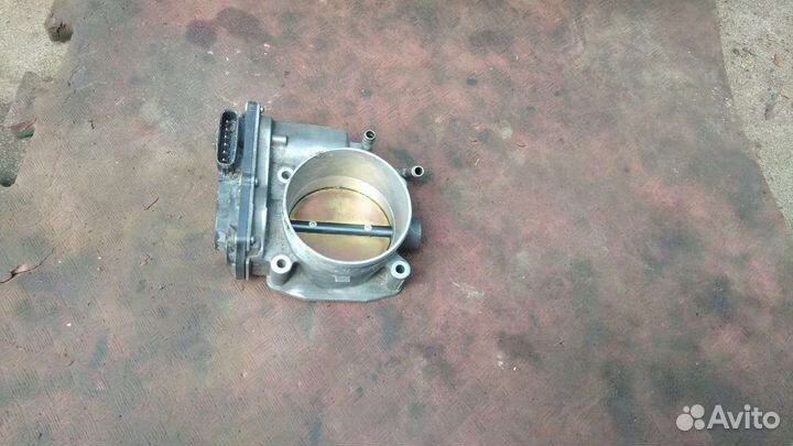 Дроссельная заслонка. Land Rover Discovery 3. 4.4