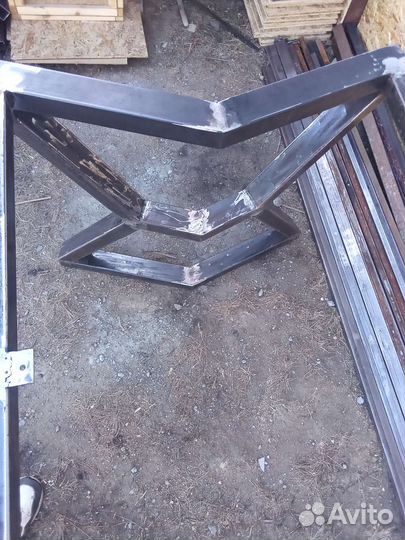 Подстолье в стиле лофт