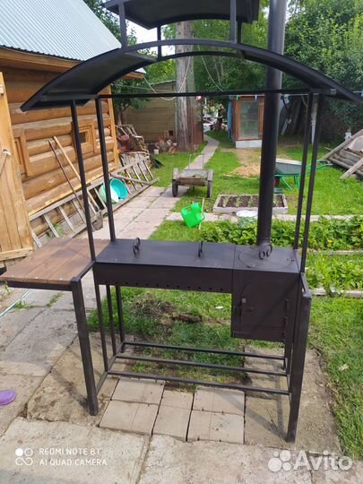 Мангал с крышей и печью под казан