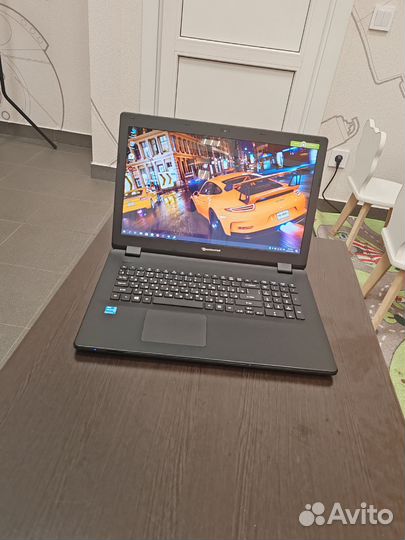 Acer 17/FullHd/8Gb/SSD+HDD