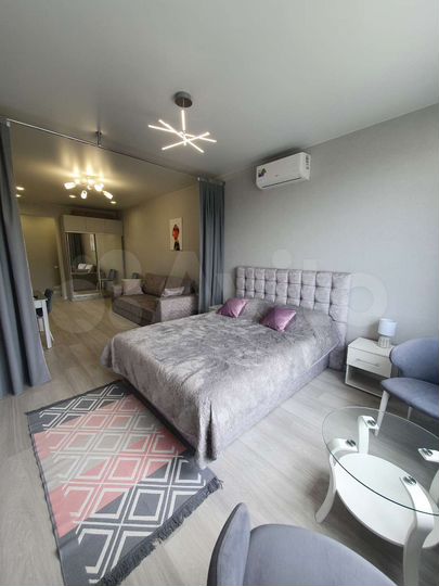 Квартира-студия, 40 м², 12/18 эт.