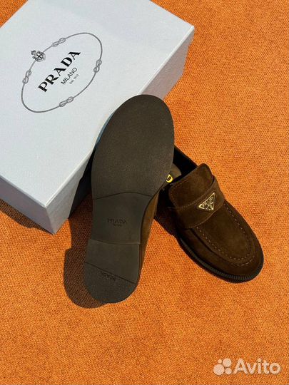 Лоферы Prada