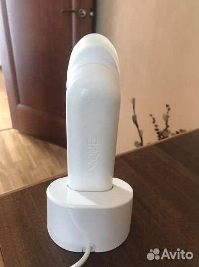 Щетка для лица Clinique Sonic System