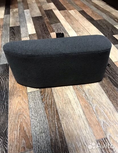 Подлокотник