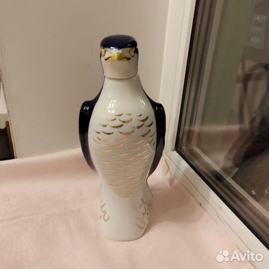 Штоф СССР лфз Ястреб Сокол фарфоровый