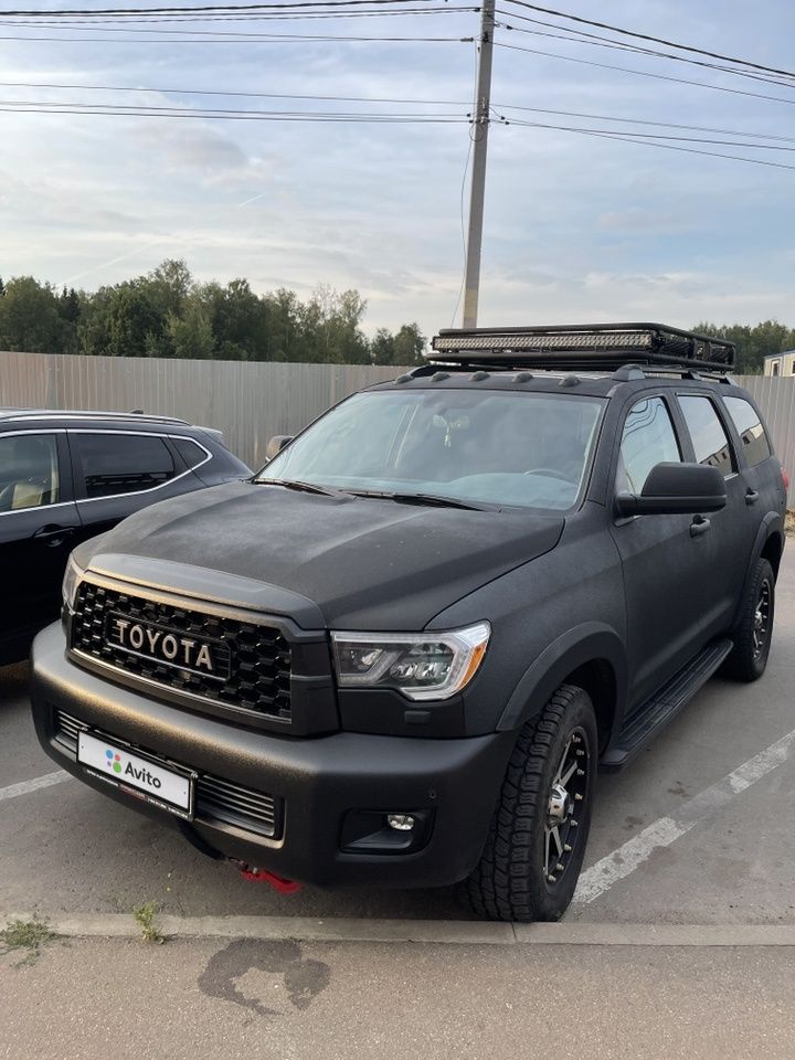 Toyota Sequoia: фото владельца