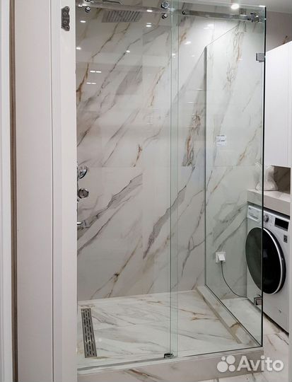 Душевая кабина из стекла