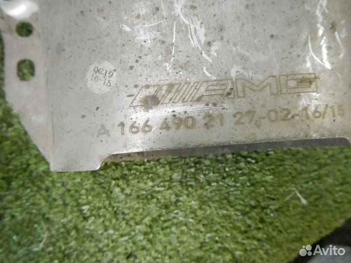 Насадка глушителя правая Mercedes GL X166 (2012-20