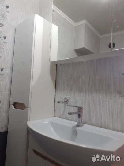 Комплект Мебели для ванной комнаты + раковина