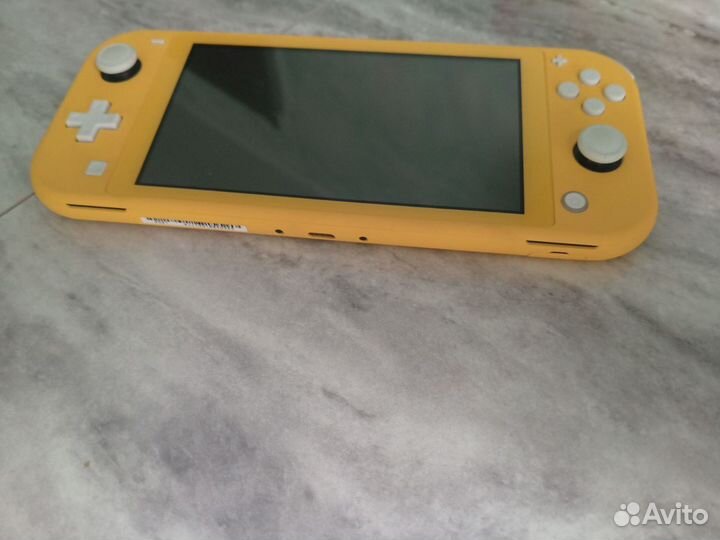 Игровая приставка Nintendo Switch Lite