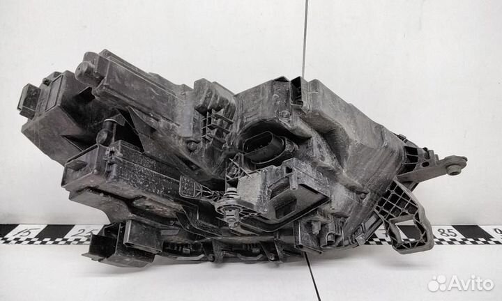 Фара левая Volkswagen Polo 6 Liftback LED