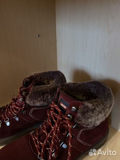 Ботинки женские зимние